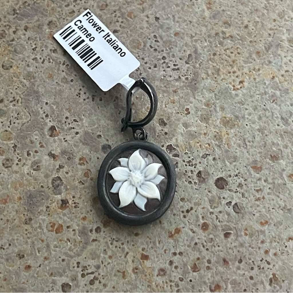 Floral Italian Cameo Pendant With Sterling Silver 925 Black Frame